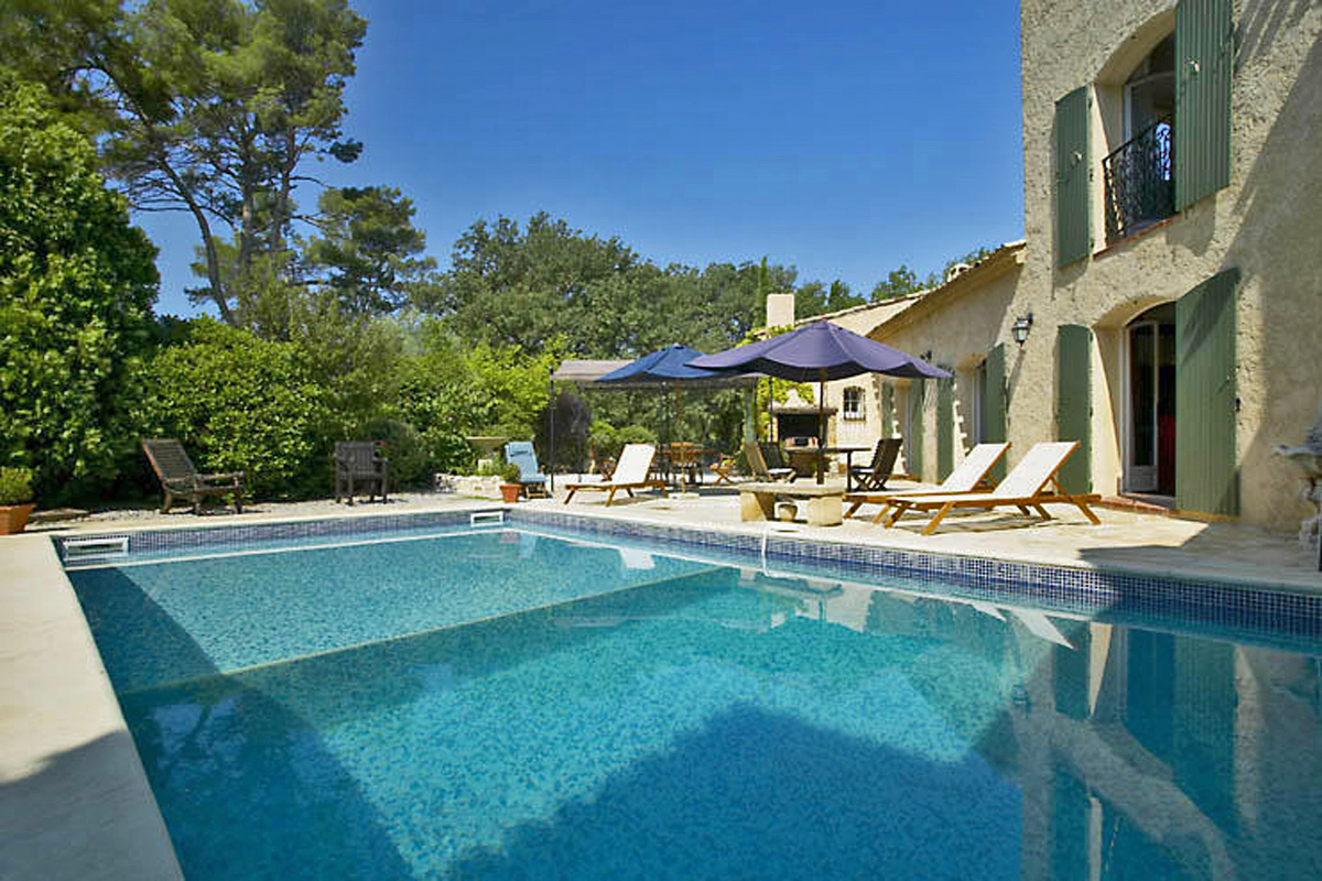 Provencal Pool Villa