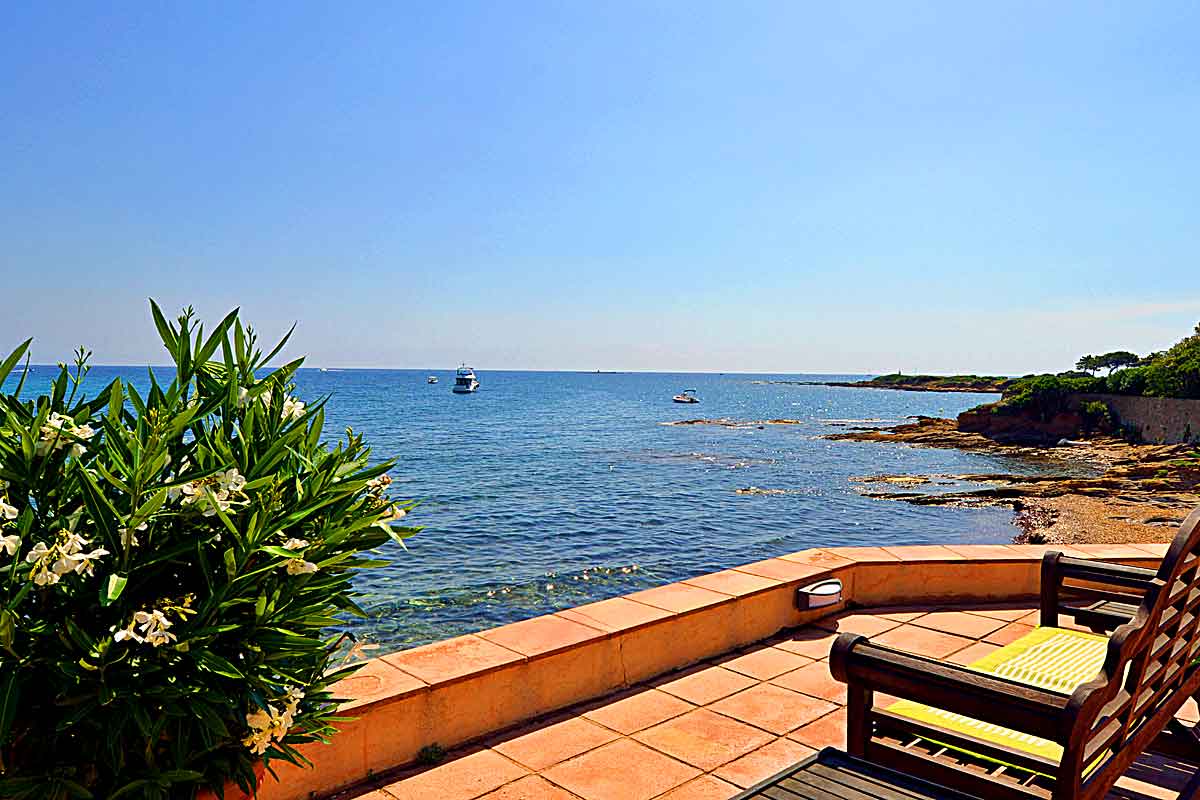 Holiday Rental in South of France for 8