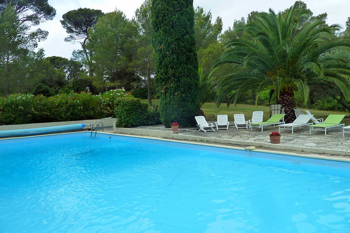 South of France Holiday Chateau with Pool and Tennis to Rent near Pezenas