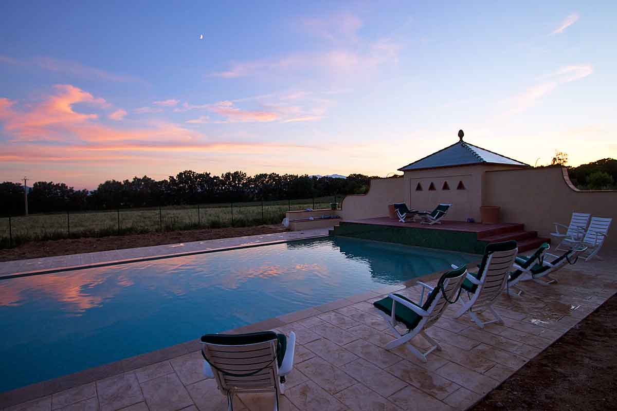 Languedoc Holiday Villa for up to 16 with Pool to Rent near Perpignan.