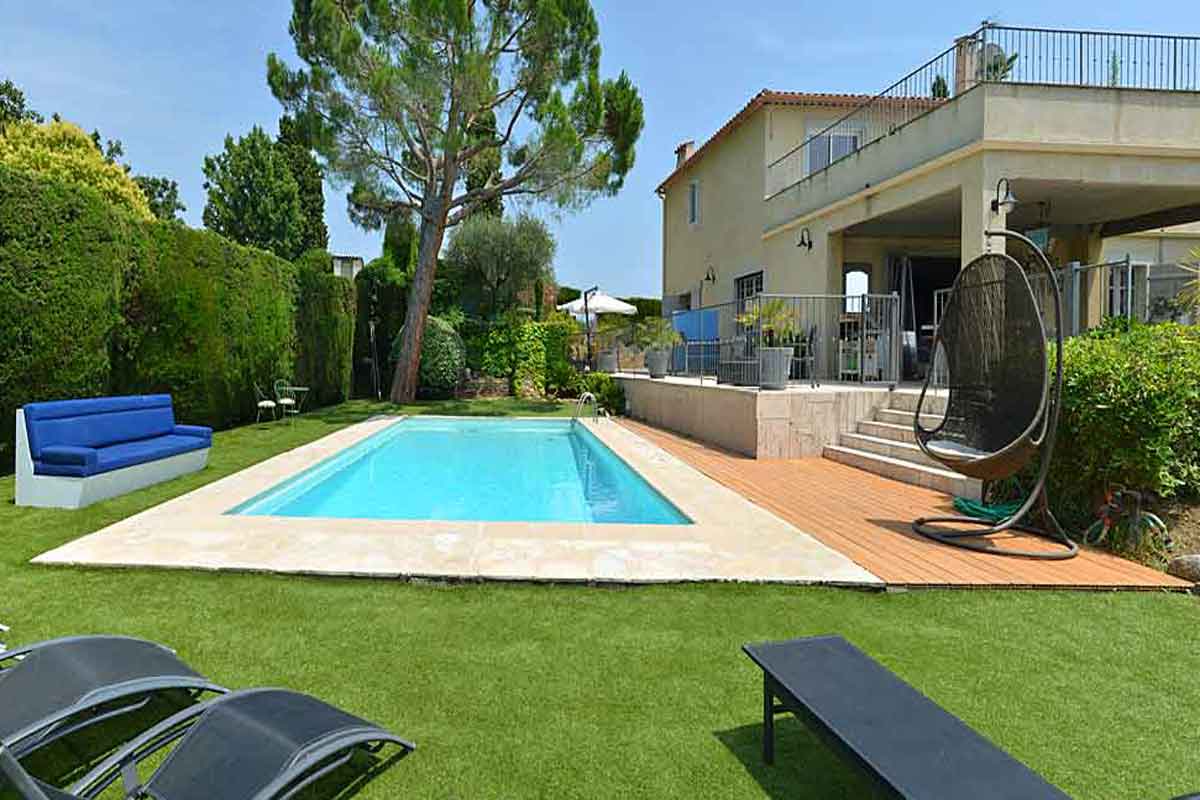Villa rental in the South of France