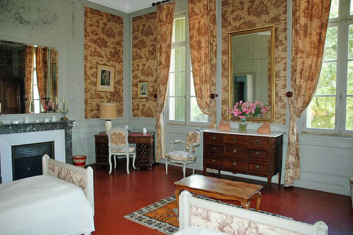 Languedoc Chateau for rent sleeps 14