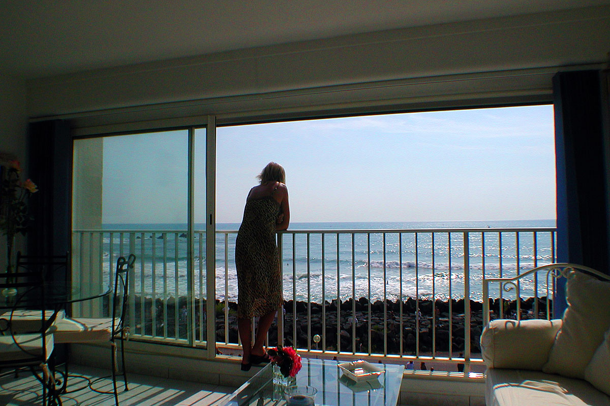 Holiday Apartment with Sea Views to Rent in Cap d&#039;Agde, Languedoc Region.
