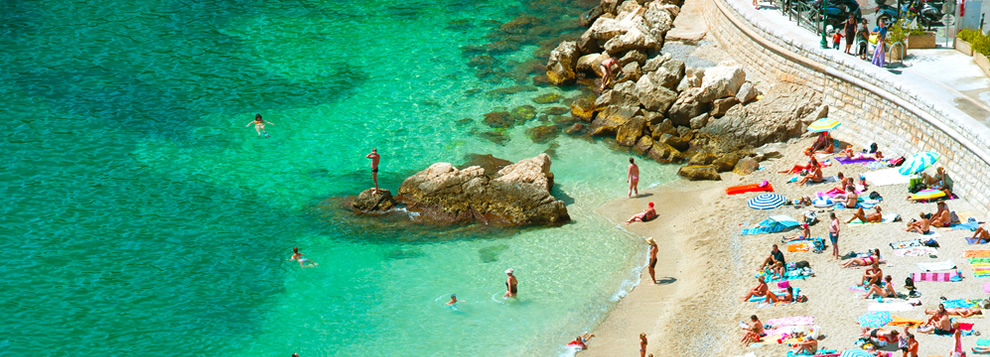 Best Beaches on the Cote d'Azur - Slide 1