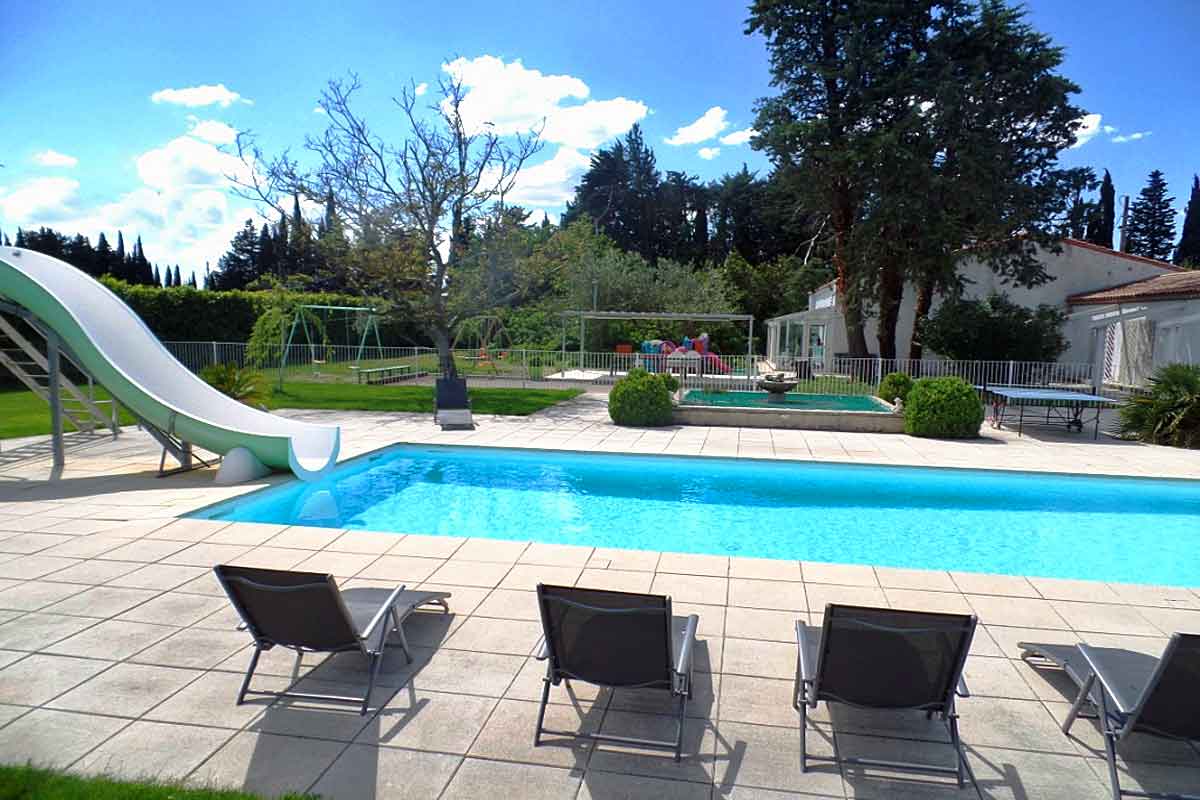 Villa-Rental-Nimes-sleeps-10