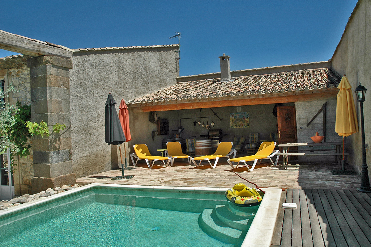 Beziers Pool Villa