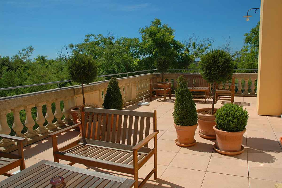 Languedoc Villa with pool sleeps 14