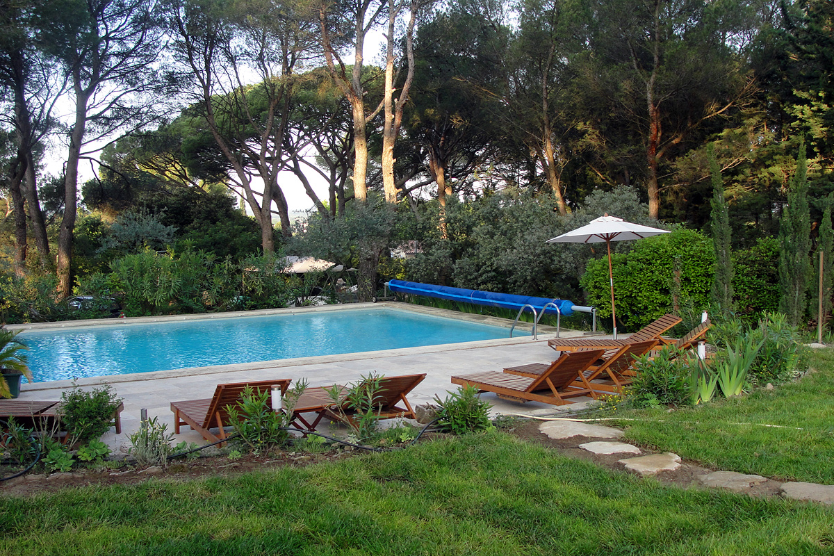 Provencal Family Villa for Rent 