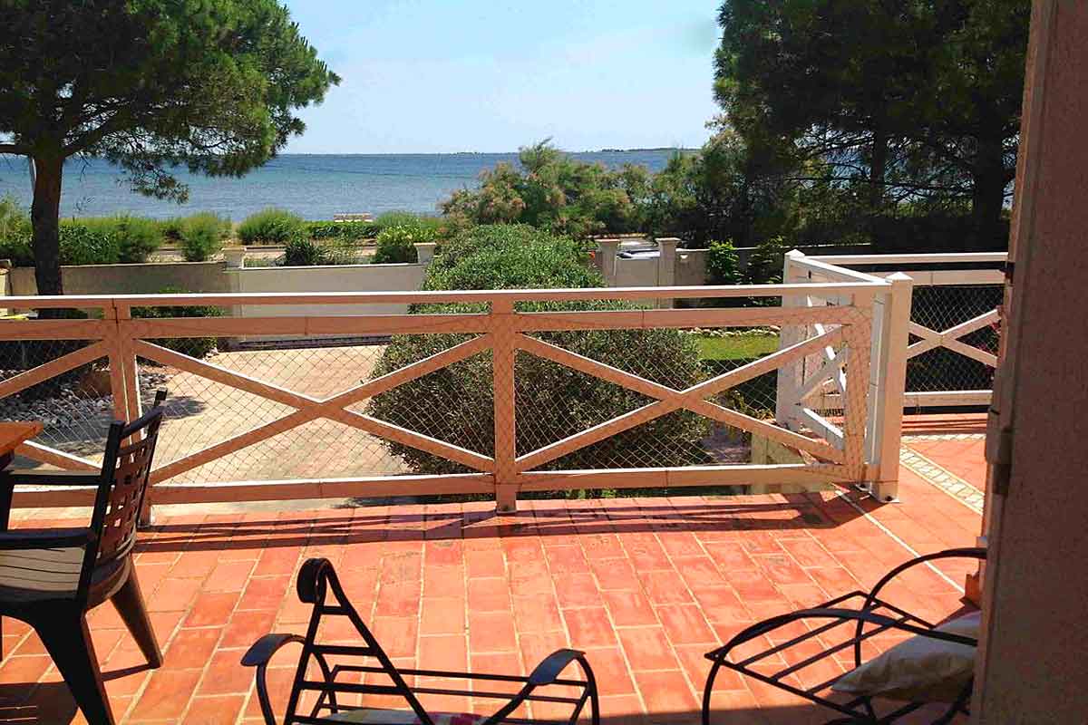 Marseillan-Sea-front-holiday-villa