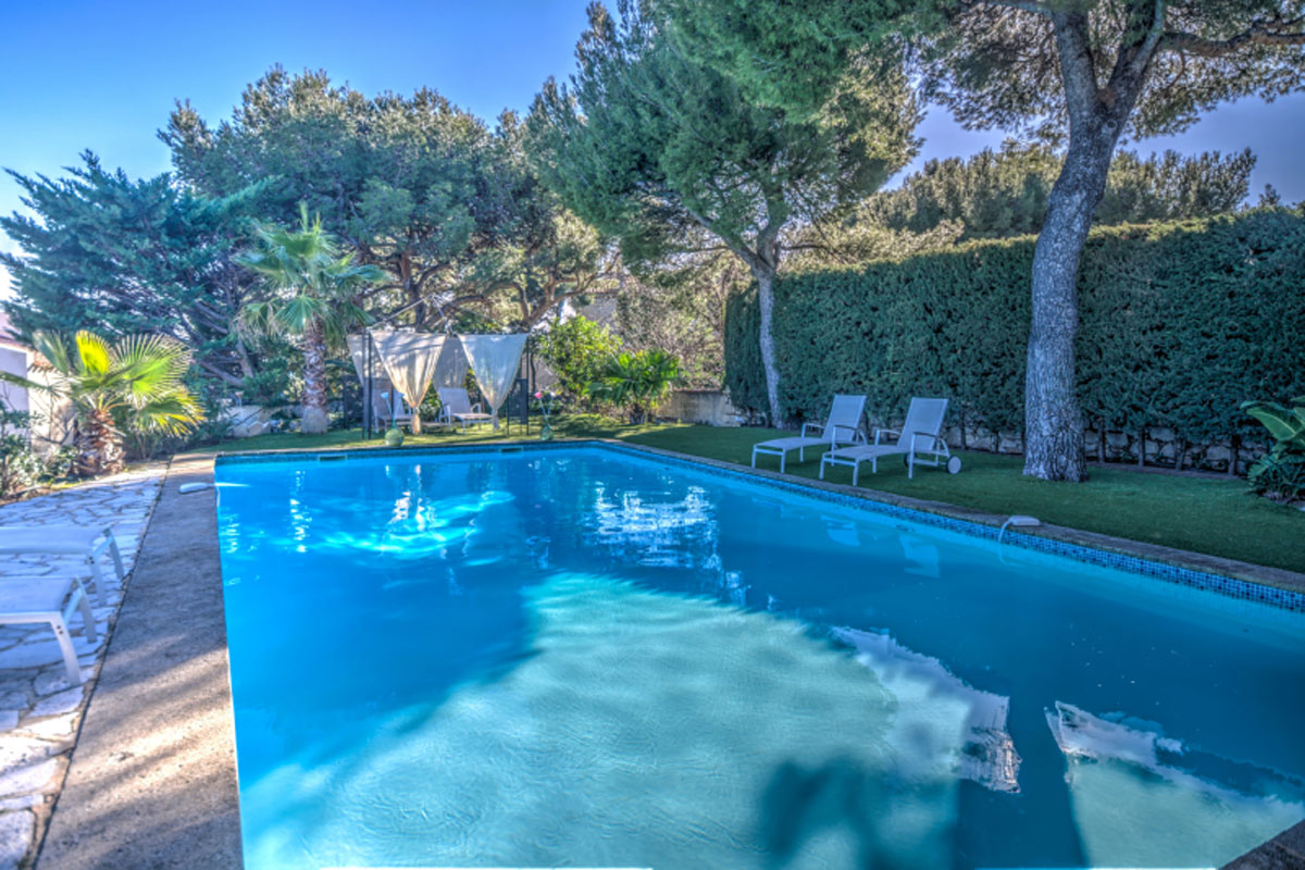 Holday Villas Near Cassis With Pool Holday Villas Near Cassis With Pool