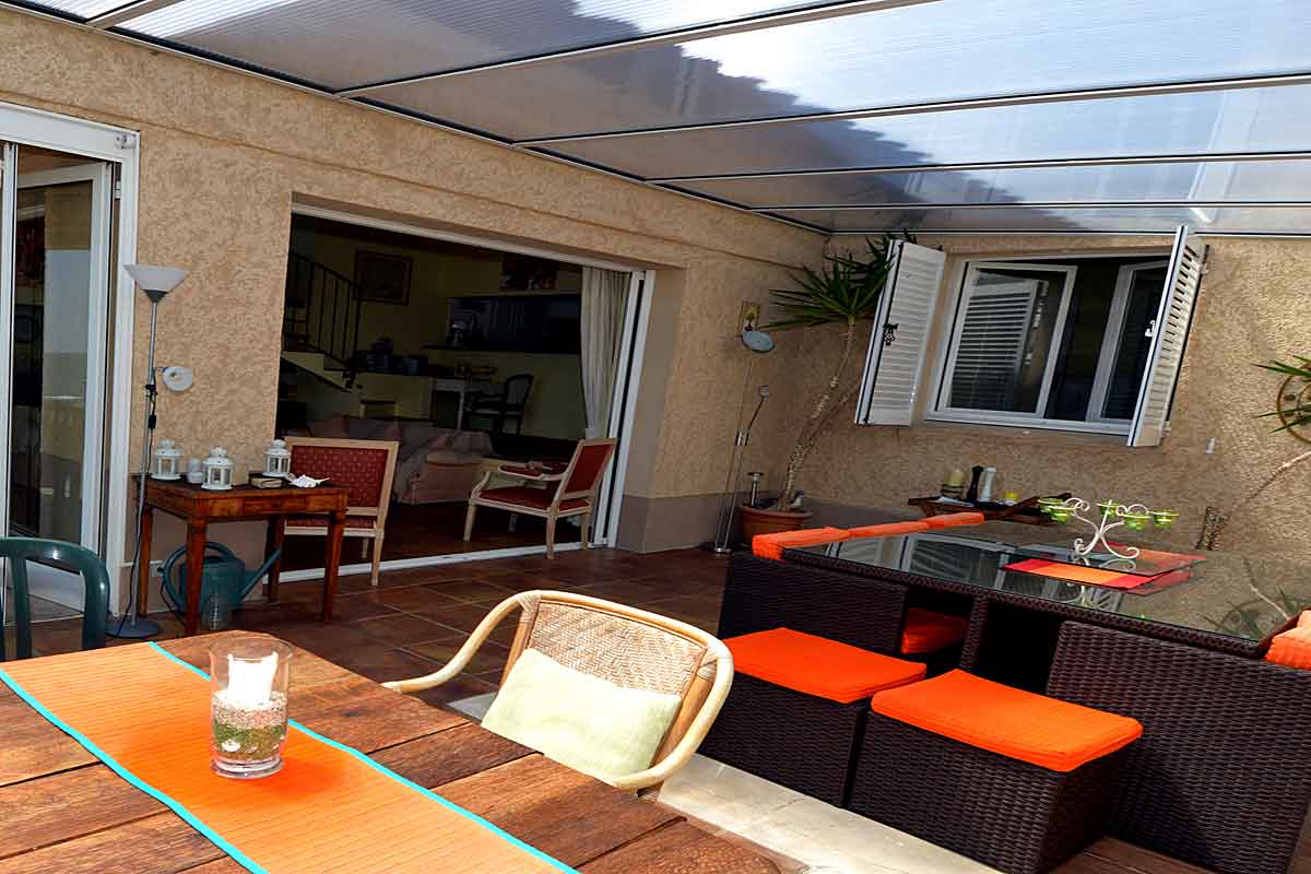 South of France Beachfront Holiday Rental for 8