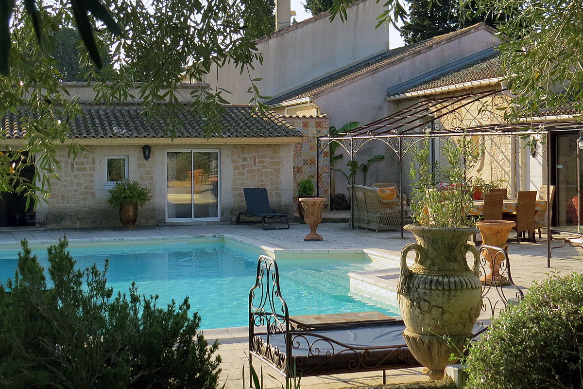 Beziers-villa-ac-pool