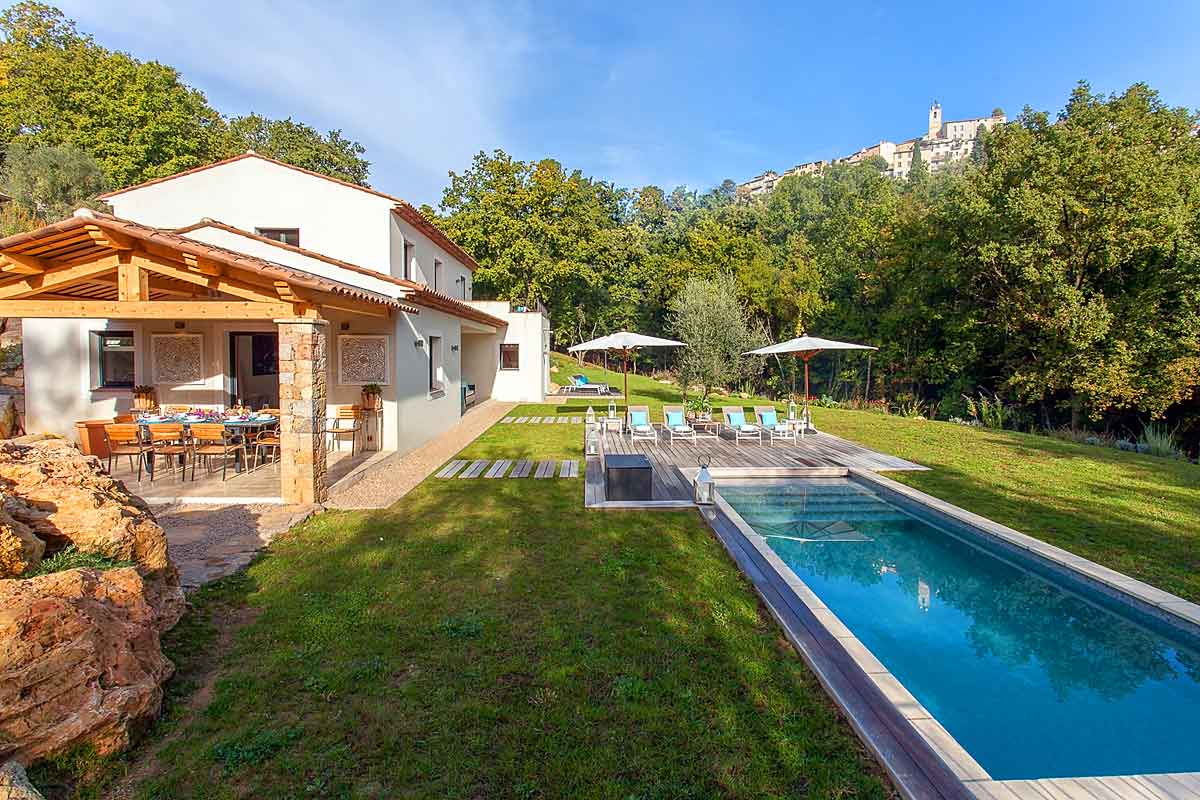 French-Riviera-Villa-Sleeps-8