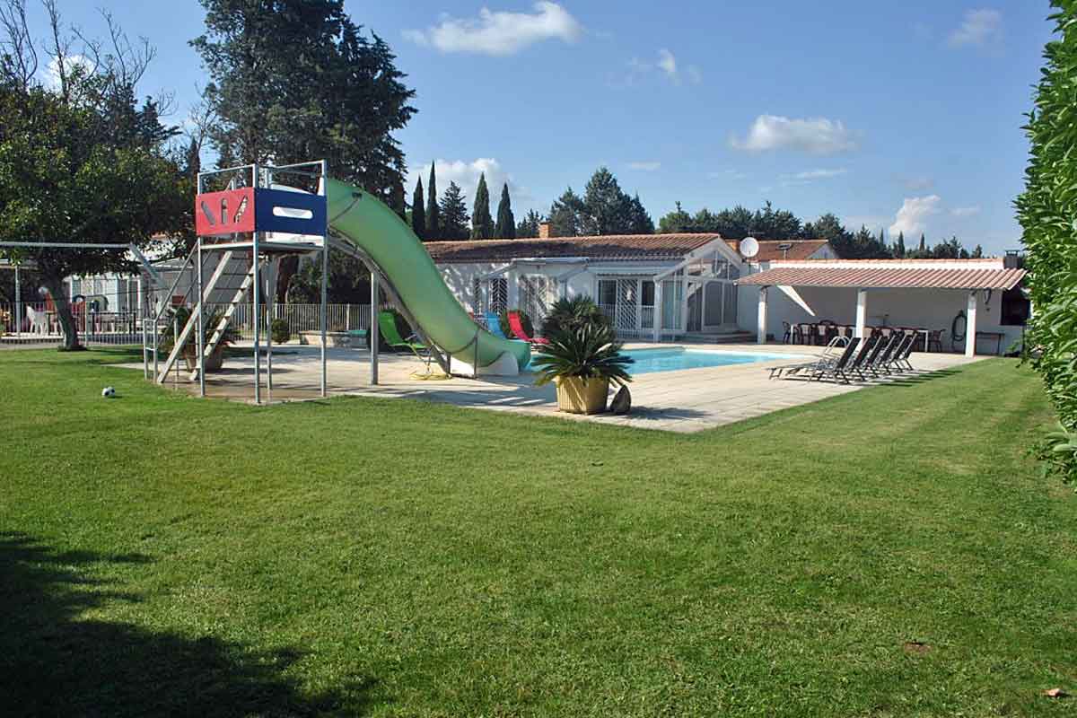 Holiday-Villa-in-Nimes