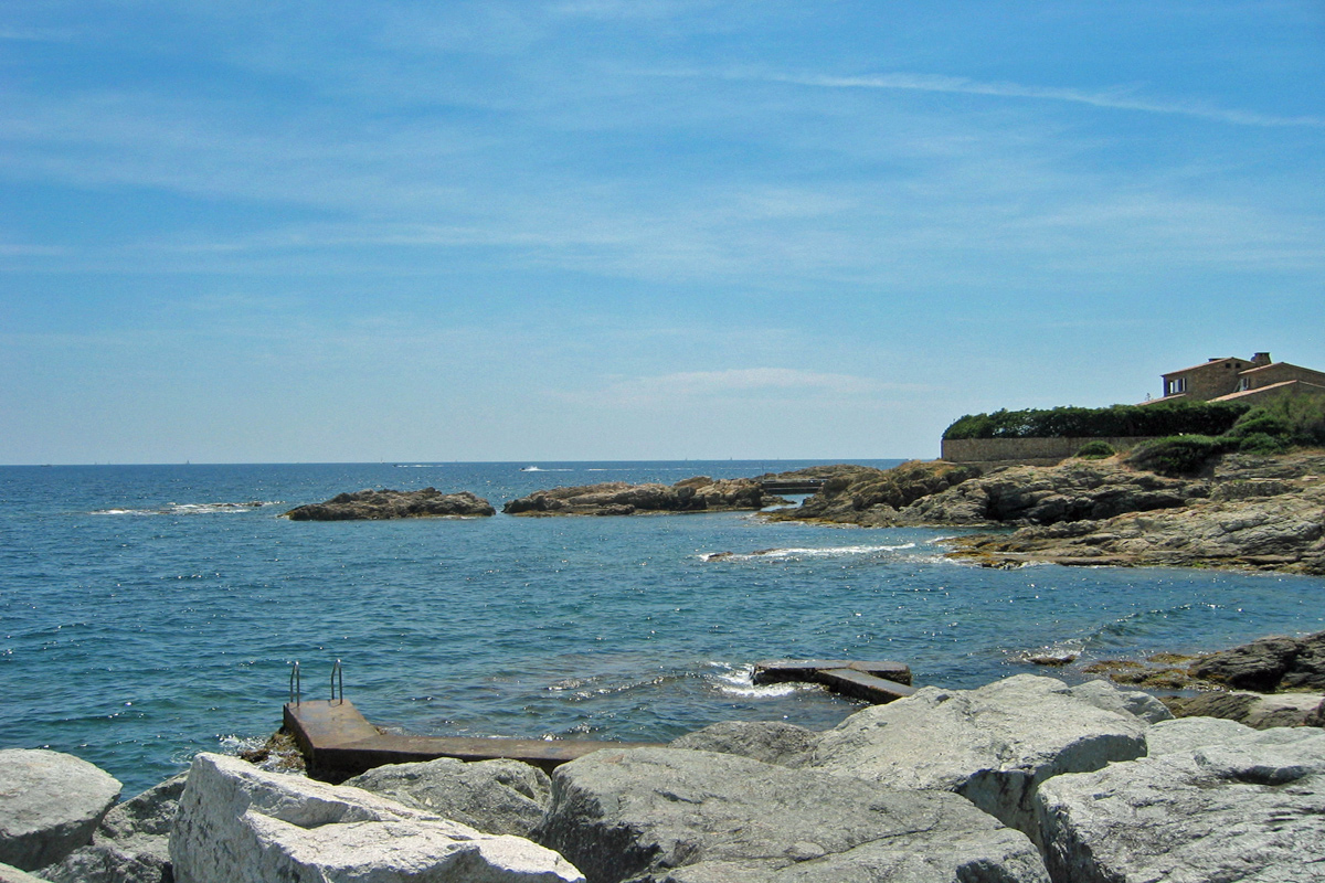 St. Raphael Beachfront