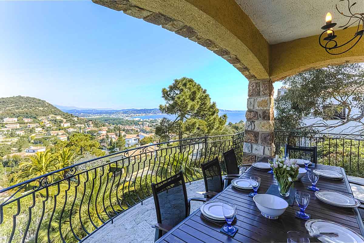 Cannes Vacation Villa for 10