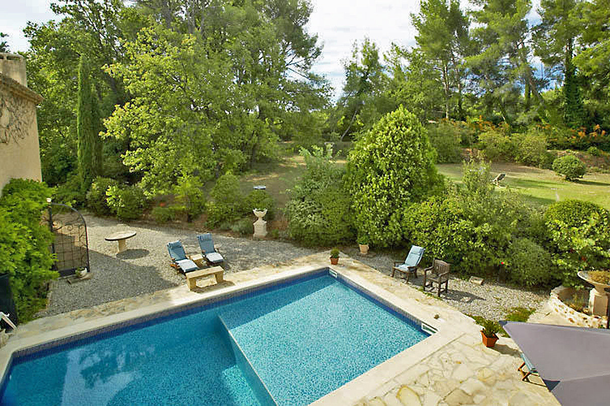 Provencal Pool Villa