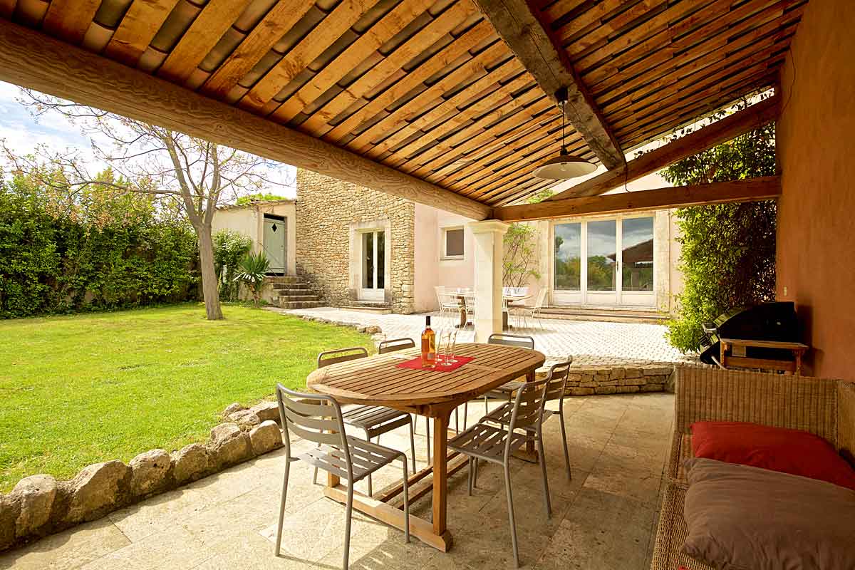 Provence-Villa-Rental-with-pool