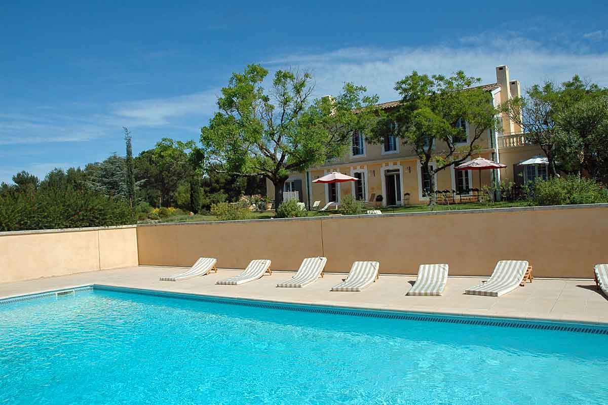 Languedoc Villa with pool sleeps 14