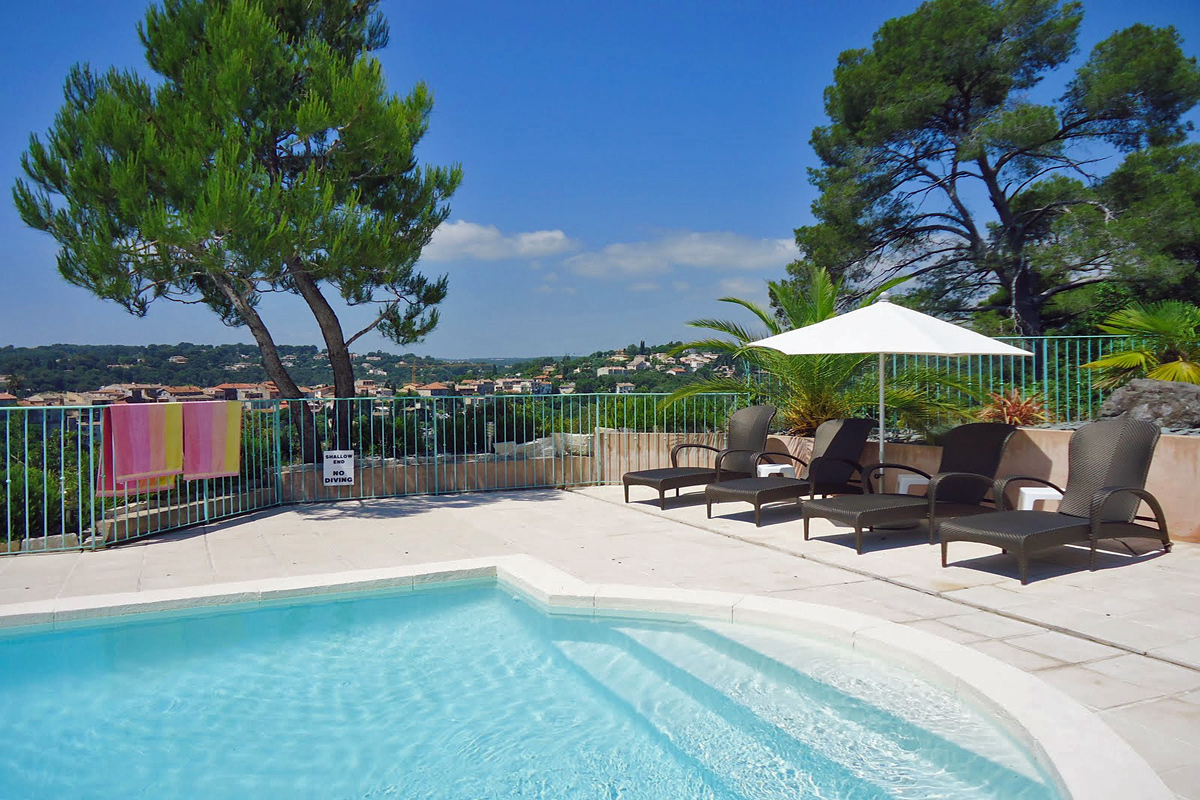 Antibes Vacation Villa