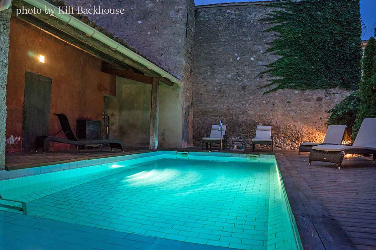 Languedoc Villa with pool sleeps 13