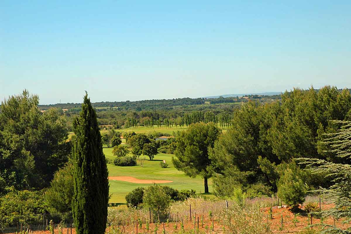 Languedoc Villa with pool sleeps 14