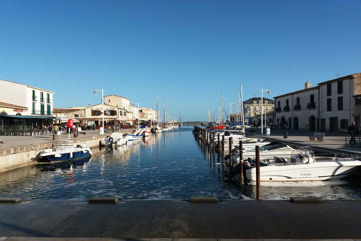 South France Family Villa for 10 Marseillan