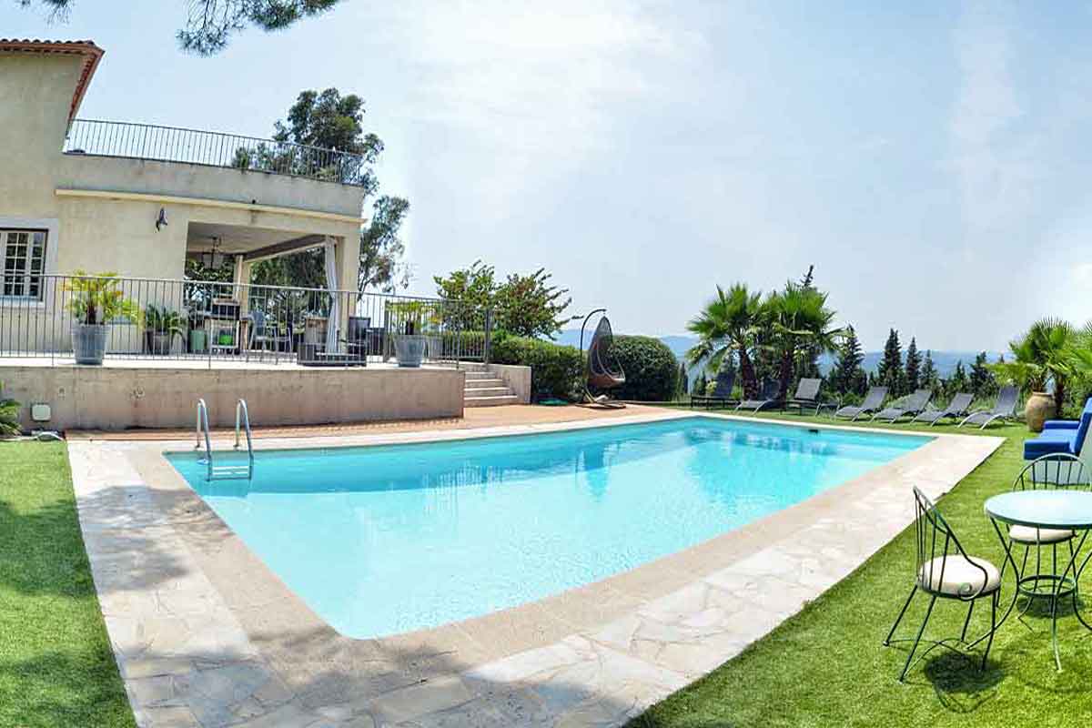 Villa rental in the South of France