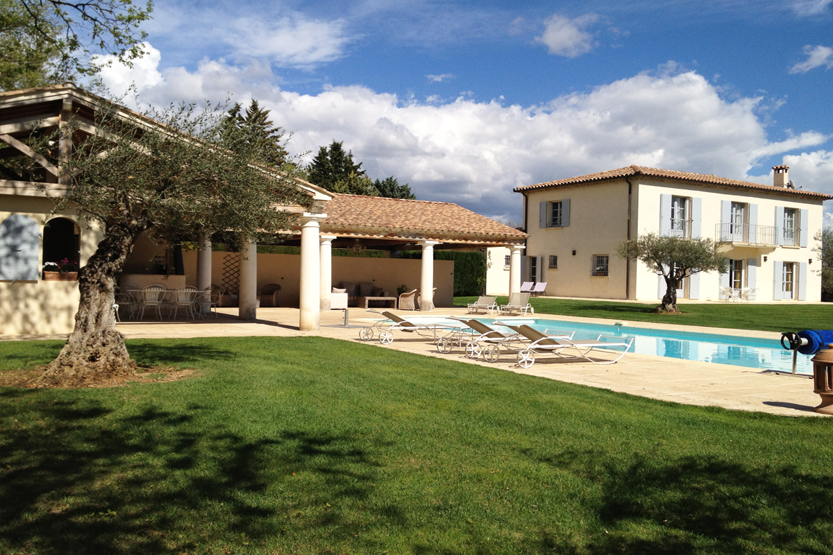 Villa Rental near Montpellier for 12