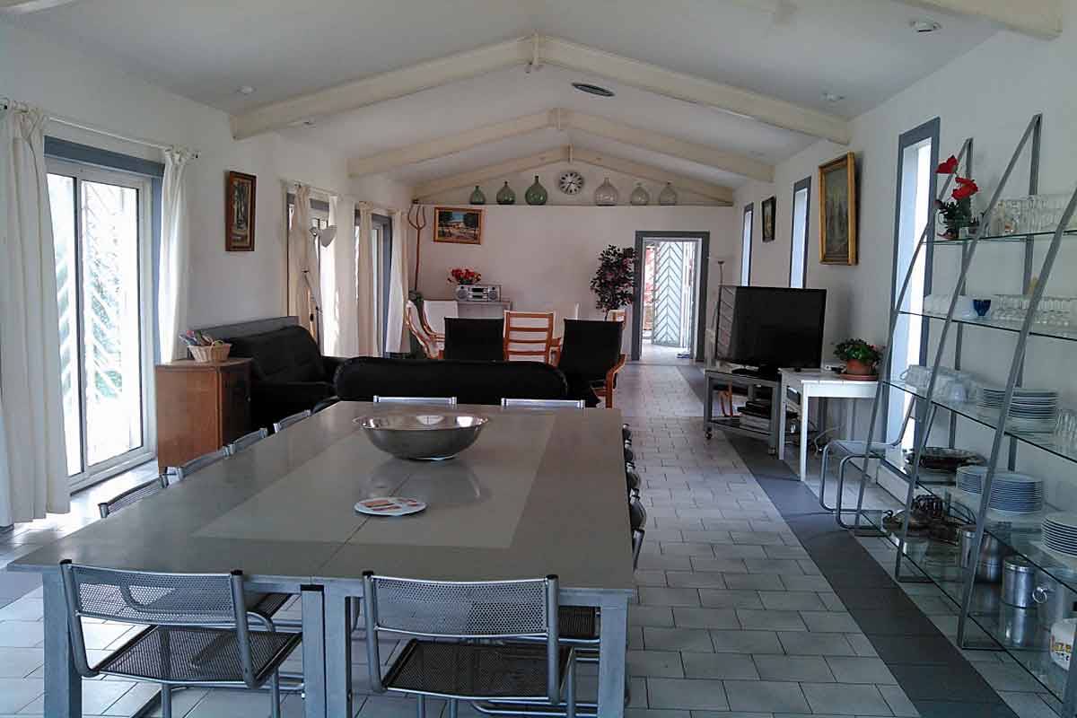 Holiday-Villa-in-Nimes