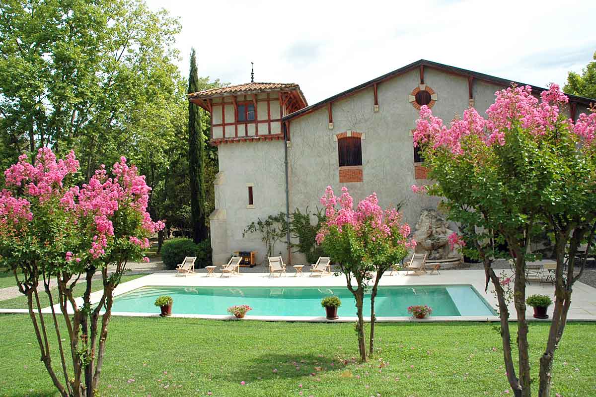 Languedoc Chateau for rent sleeps 14