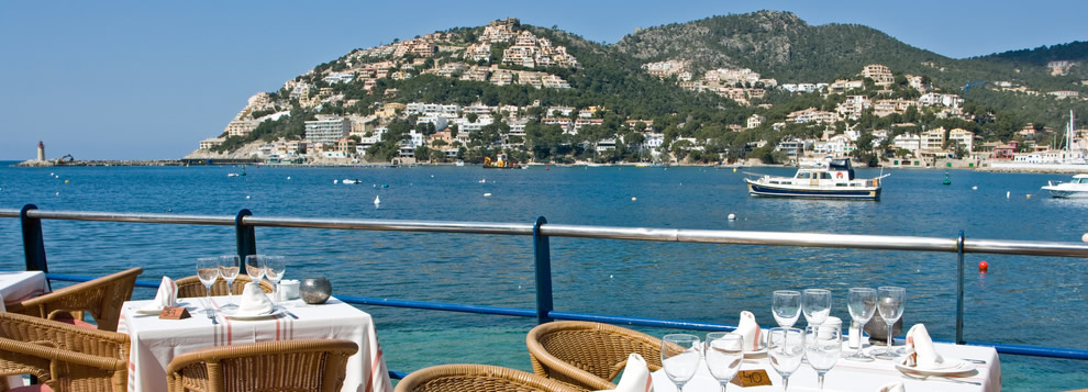 Waterfront restaurants in the South of France - Slide 3